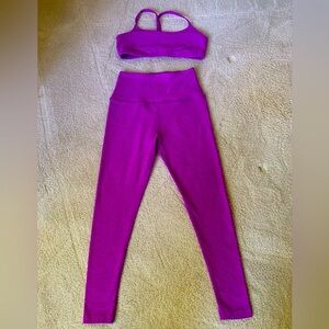 Beyond Yoga matching razor back bra and leggings